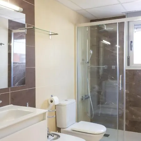 Centrico Y Moderno En Apartamento